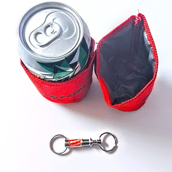 Snap-on Set 2 CAN COZIES w/MAGNETS + VINTAGE KEY HOLDER & ZIPPER PULL ~ ALL NEW - Picture 13 of 13
